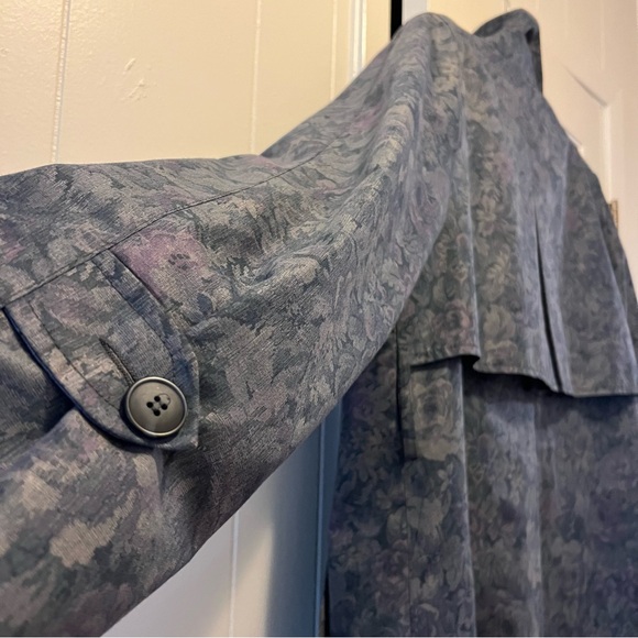💜 Vintage London Fog Trench Coat Floral 1980s or 1990s Outerwear Great C… - Picture 5 of 15